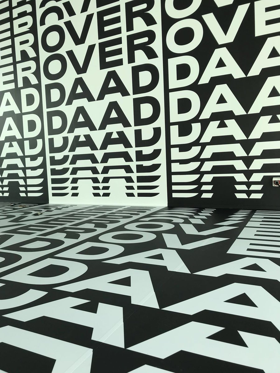 kunstlinie's tweet photo. De stickers worden geplakt, de ruimtes worden steeds toffer oftewel de laatste loodjes worden gelegd. 17 maart - 17 juni open voor publiek, de nieuwe expo van KAF EXPO: OVERDAAD. Are you there? 🤳🏻 tickets via: https://t.co/Zj0rWSytcx #OVERDAAD https://t.co/E16gVo81oW