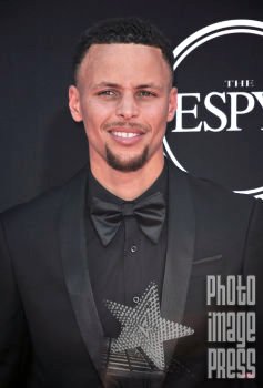 Happy Birthday Wishes going out to Stephen Curry!      