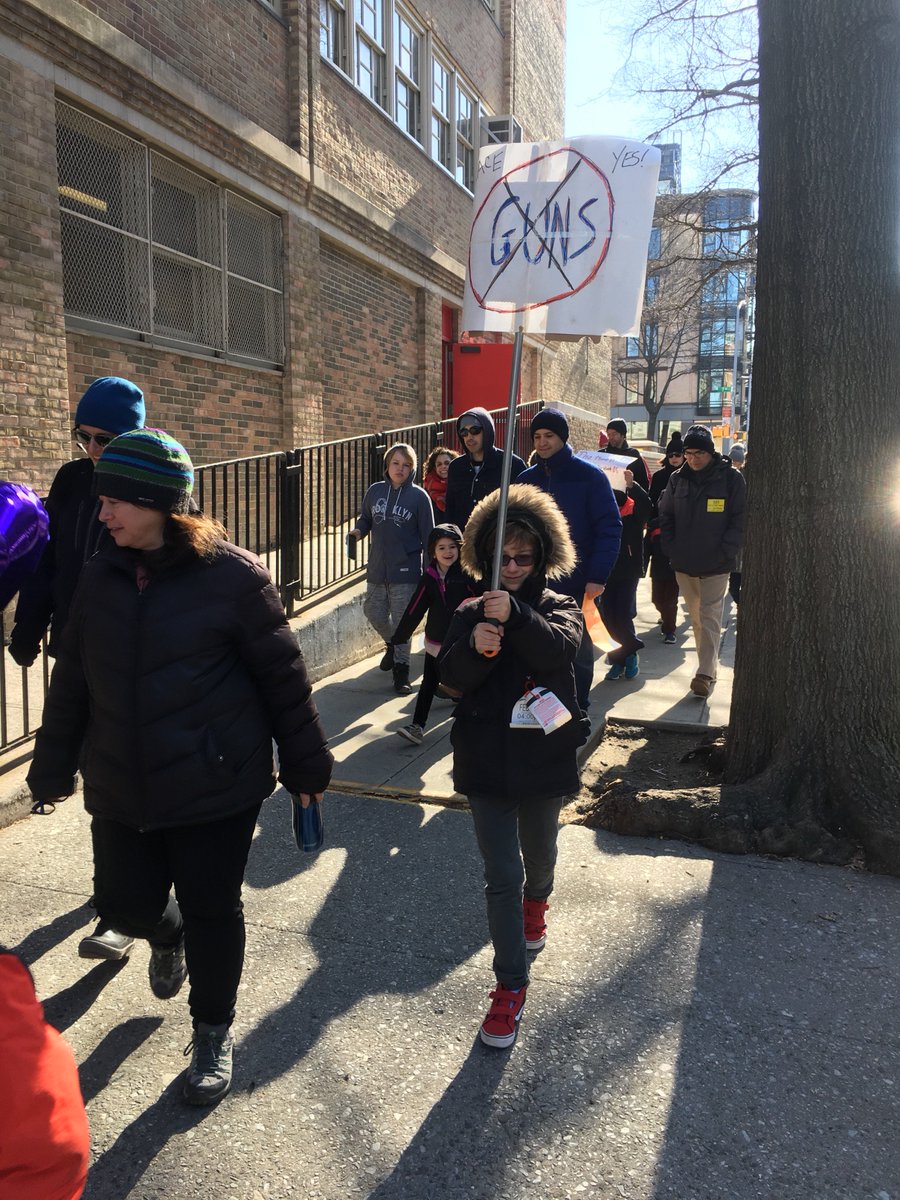 TommySafian's tweet photo. My son Jaxon joining hundreds of students and parents at #PS321 in NYC for #StudentWalkout to support #GunControl https://t.co/Nw8oOs3rgW