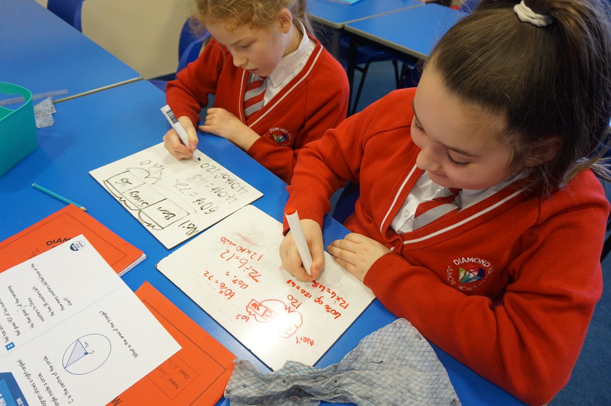 diamondjuniors's tweet image. @Whiterosemaths our Year 6 pupils are enjoying using bar models to tackle the #problemsoftheday. Putting our skills into practice!