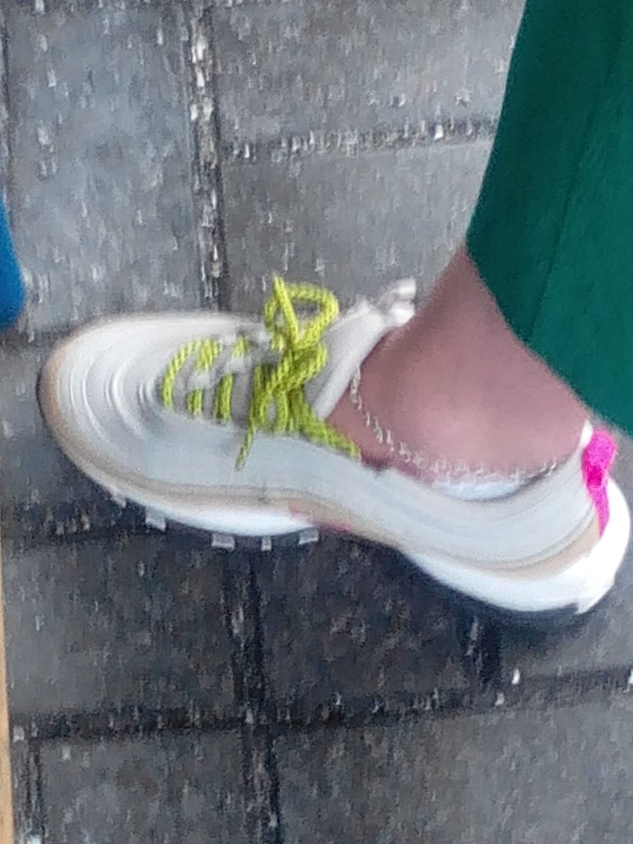 Dumm fickt nicht gut aber oft tweet media