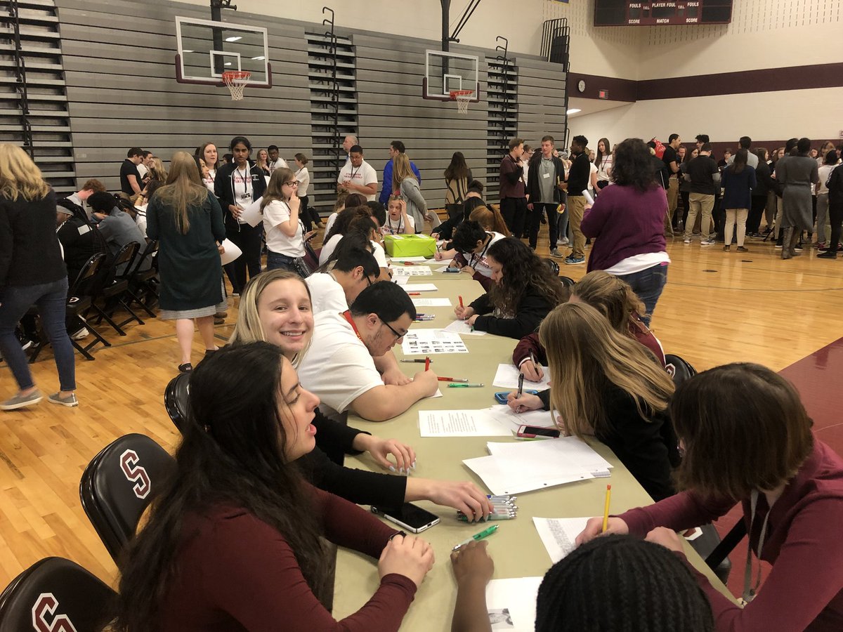 AnthonyLanfrank's tweet photo. #whatsyour17 #NationalSchoolWalkout #walkout #StudentsStandUp #ParklandStrong https://t.co/aqiNCNgVZi