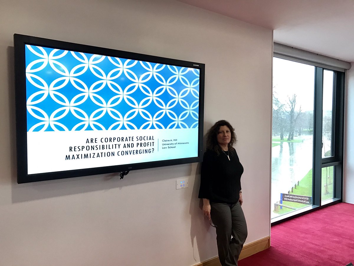 joemcgrathlaw's tweet photo. Professor Claire Hill, from @UofMNLawSchool presenting on the convergence of #profitmaximisation norms and #corporatesocialresponsibility at @UCDLawSchool https://t.co/2qbjygrVO8
