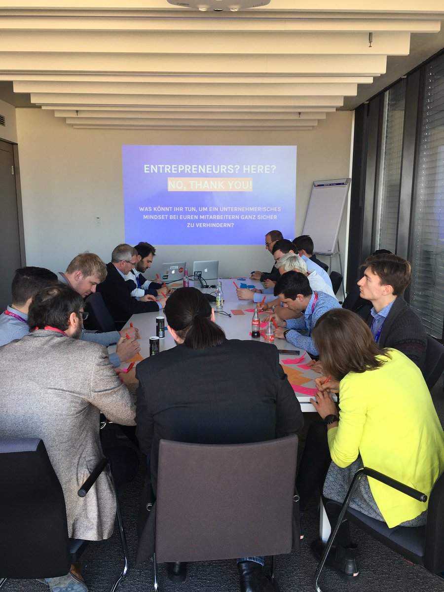 Proud to be part of this festival of creative minds with @DigiHubLog @dehubinitiative <a href="/HuelsmannT/">Thorsten Huelsmann</a> <a href="/Daniel_Terner/">Daniel Terner</a> 🤓