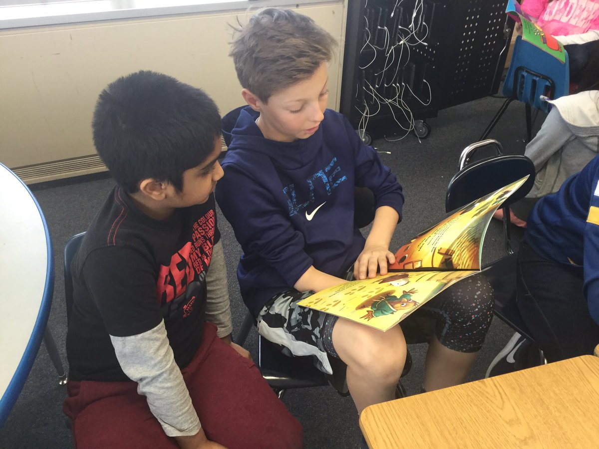 Matuleftweets's tweet photo. Reading with buddies is so much fun! #inspire96 https://t.co/PGYGeThy9p