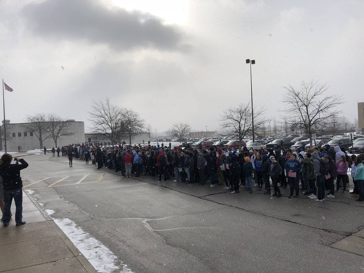 BHSRodMATH's tweet photo. Students stand to support each other, stand for compassion, stand for safety, stand for remembrance! Everyone has their reasons! Same or different we stand together! #PowerUpPositivity #brunswickPRIDE #bcsdour17 https://t.co/Au3cND8SRs