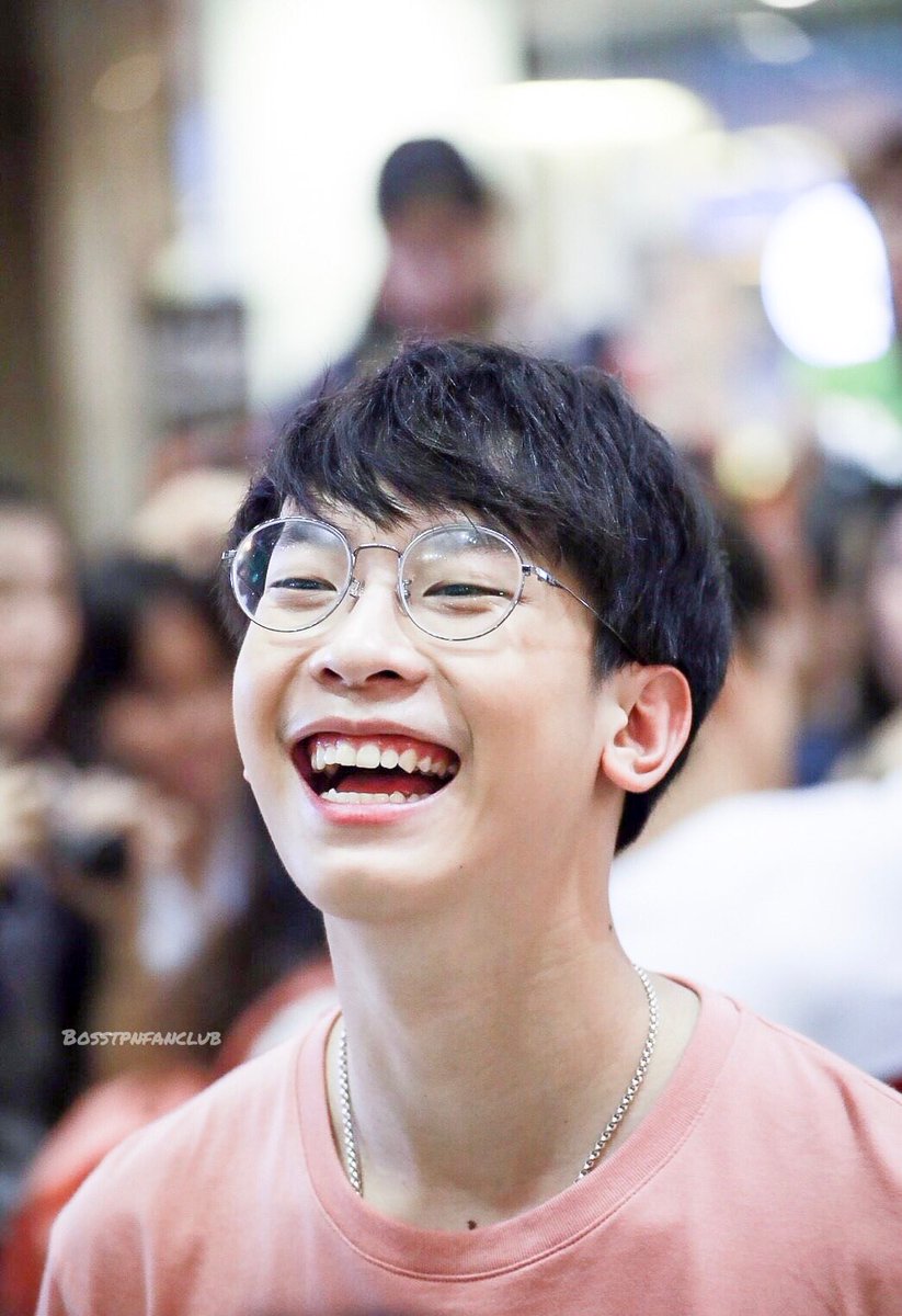 bosstpnofficial's tweet photo. Tapanat is happy 😄😆💘🌈@Tapanat_boss
#zenmen 
#บอสยิ้มทำลายล้าง 
#tpanat #bosstpnfanclub 
#ช้างเผือกอยู่ในป่า #ConversationThailand https://t.co/Tydzo4VxrP
