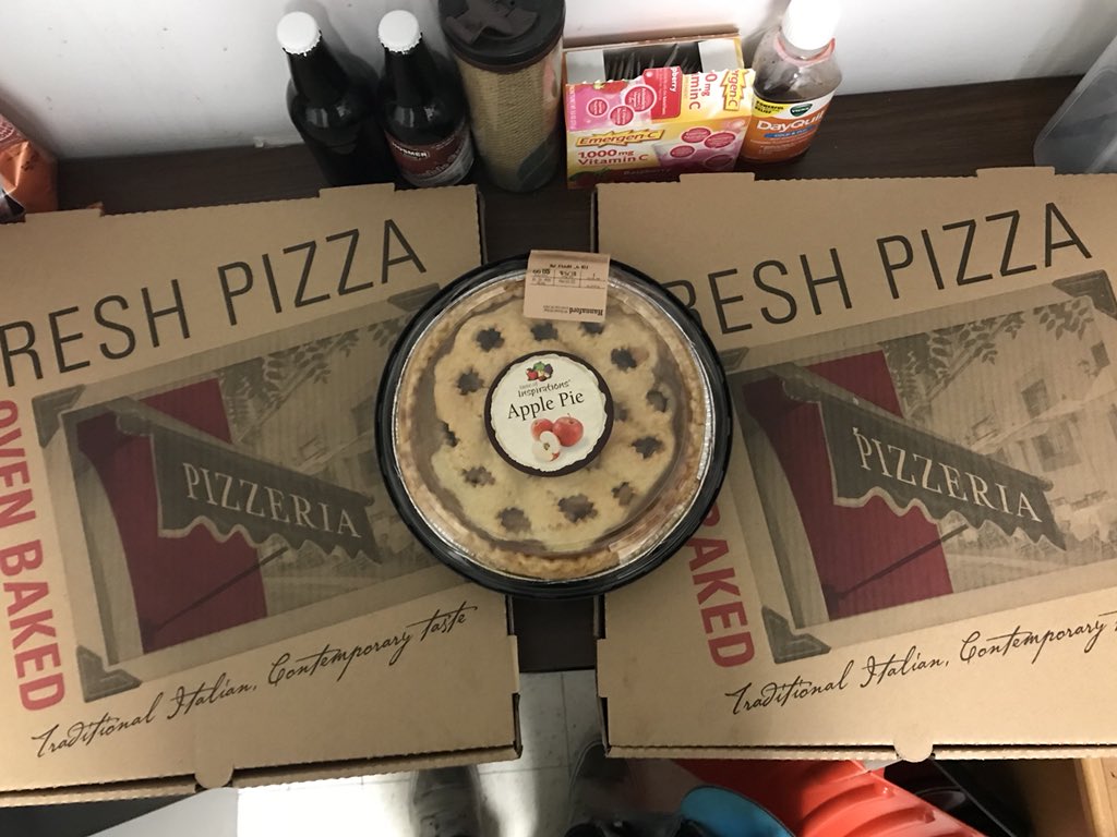 Happy National PI day from Saco! Pizza and apple pie. Yum!! #NationalPiDay #OurNE <a href="/Phil__Oliveira/">Phil Oliveira</a> <a href="/TheRealOurNE/">#OurNE</a>