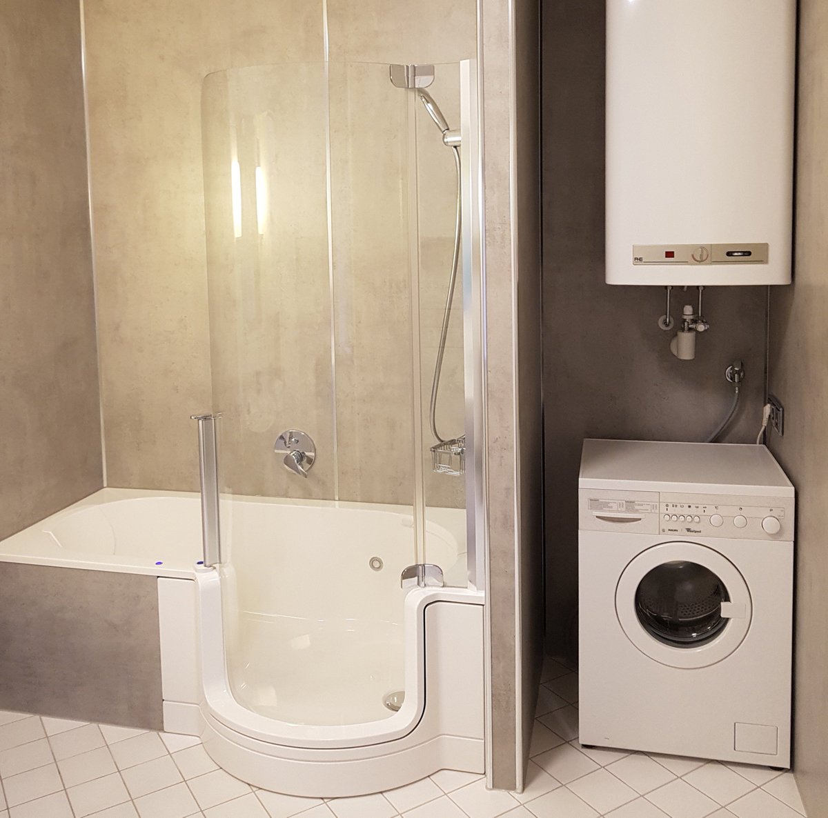 Die Firma Barlian aus Gschwandt hat hier eine besondere Teilrenovierung mit der TWINLINE Duschbadewanne und ARTWALL Wandpaneelen in Beton durchgeführt...
Mehr Infos zur TWINLINE: artweger.at/de/product-lin…
Mehr Infos zum ARTWALL Wandsystem: artweger.at/de/product-lin…