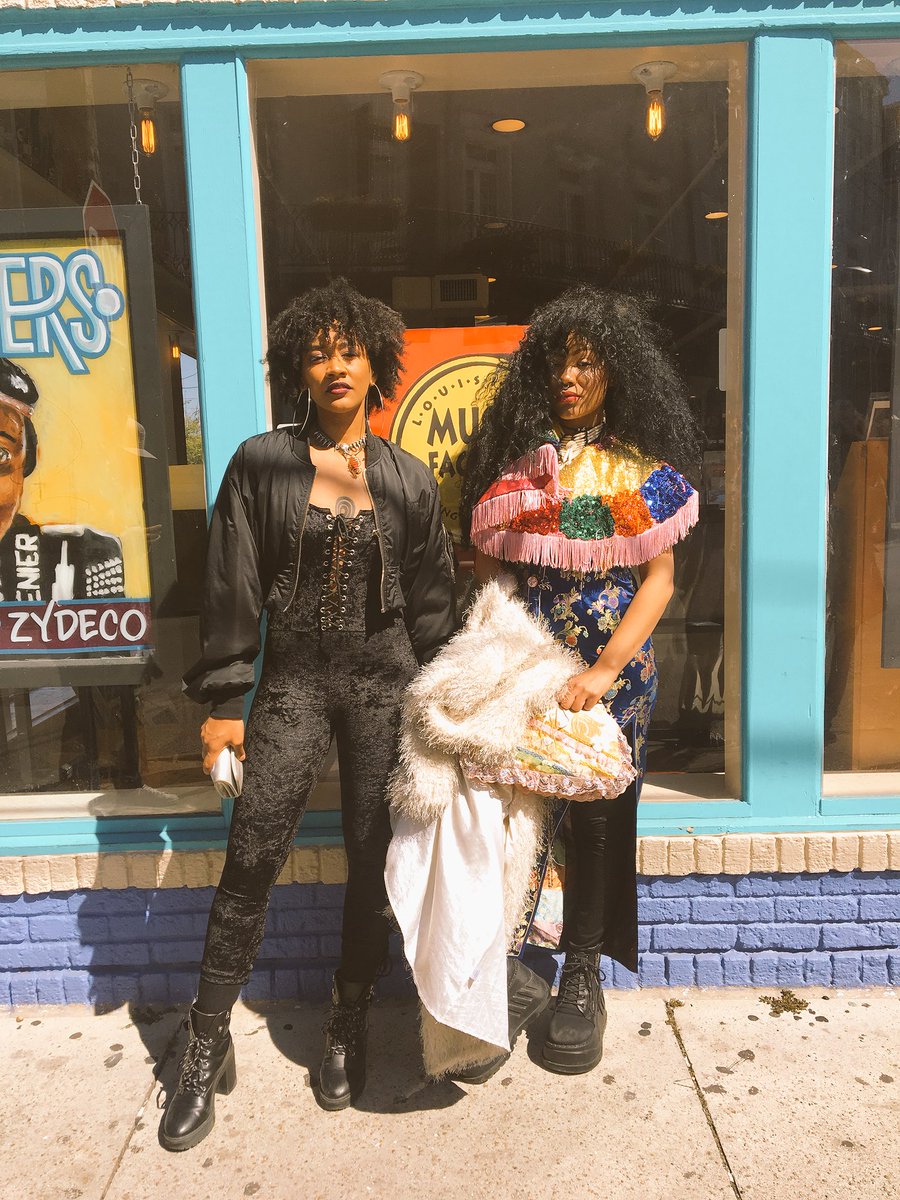 Whats better than one queen??? 
TWO!!!! <a href="/Soleillaurent/">Sol</a> /<a href="/jypsyjeyfree/">Jypsy Jeyfree</a> #WednesdayWisdom