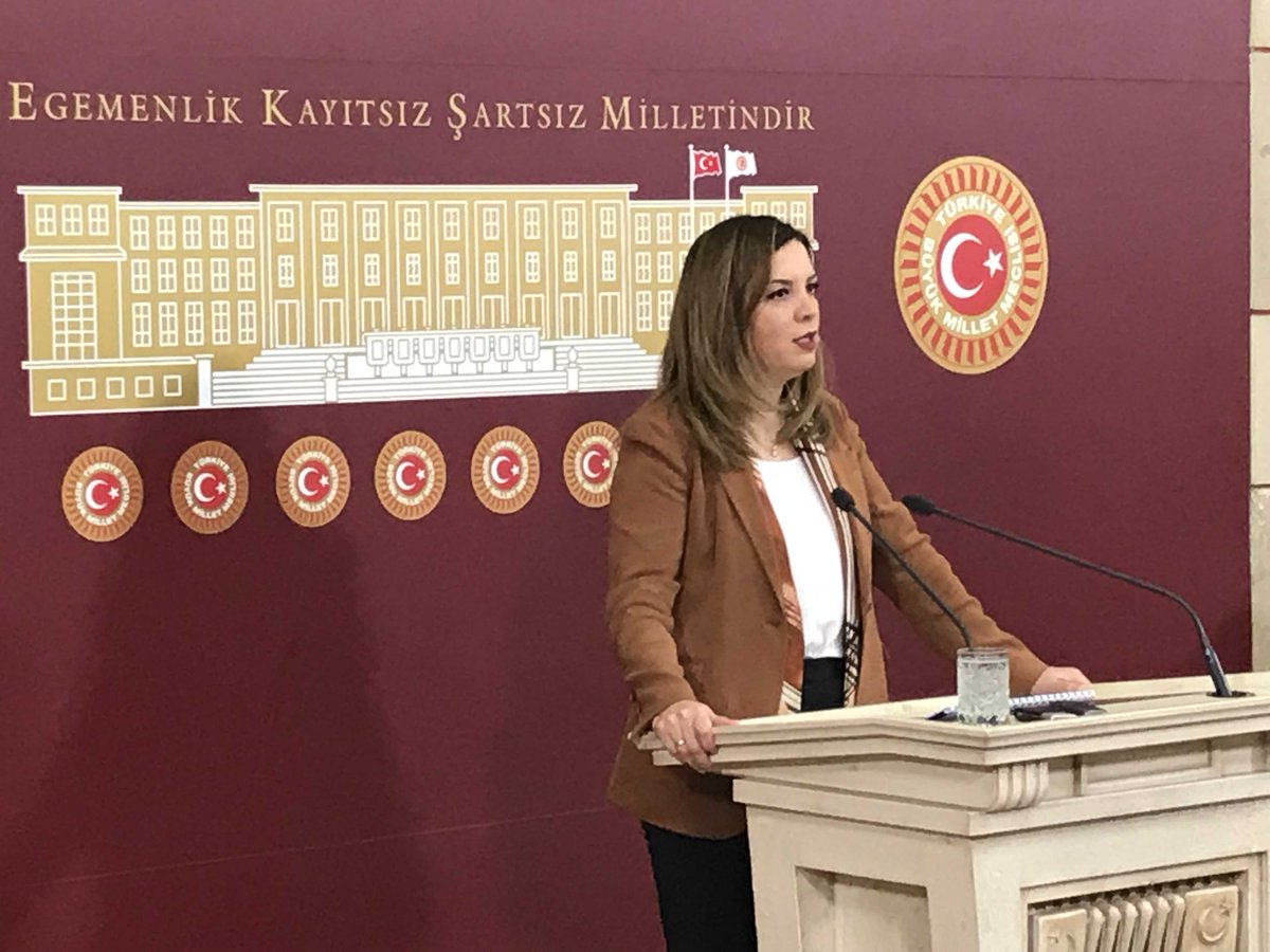 #PİCTES öğretmenlerimiz için yapmış olduğumuz basın açıklaması.Liderimizin talimatı ile PİCTES öğretmenimiz için 6 ayı bulan bir çalışma yaptık. Bu konuda mücadelemizin müjdeyle sonuçlandığını belirtmek isterim. #PictesOEğrtKadroya youtu.be/xu8iaoApU5w