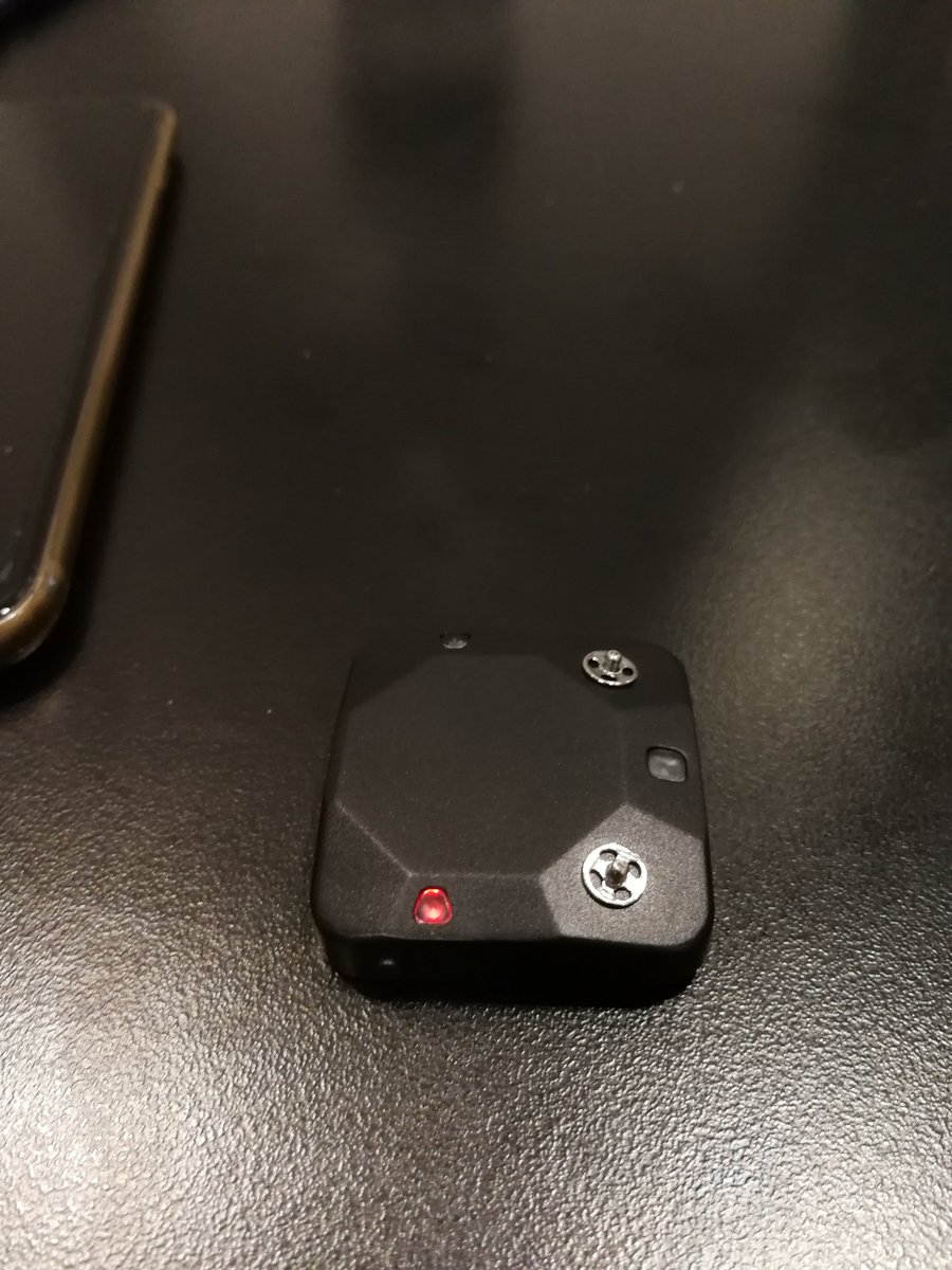 GioKinto's tweet photo. Komodo showcasing its Aio sleeve for fitness tracking. Claims to provide very accurate heart rate monitoring #wearables #wts2018 #wearabletechshow https://t.co/GY69HZDzHB