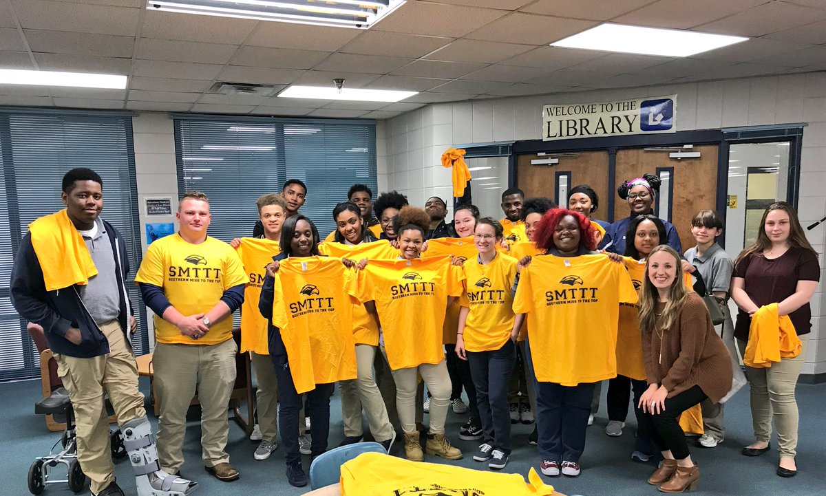 Meeting with all of my admitted seniors over the past few weeks has been such a blast!! Thanks for being awesome. Here are several future Golden Eagles from Moss Point High School! #SMTTT @mptigerwatch