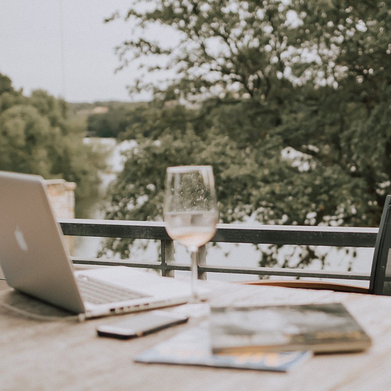 MiraWinery's tweet photo. Drinking wine "engages more of our brain than any other human behavior" and activates more gray matter than listening to music or solving a math problem per Yale neuroscientist Gordon Shepherd. https://t.co/A7qHlRQNgy #wellnesswednesday #drinkup #wineandwork #workandwine #winenot https://t.co/CTZlgwawPq