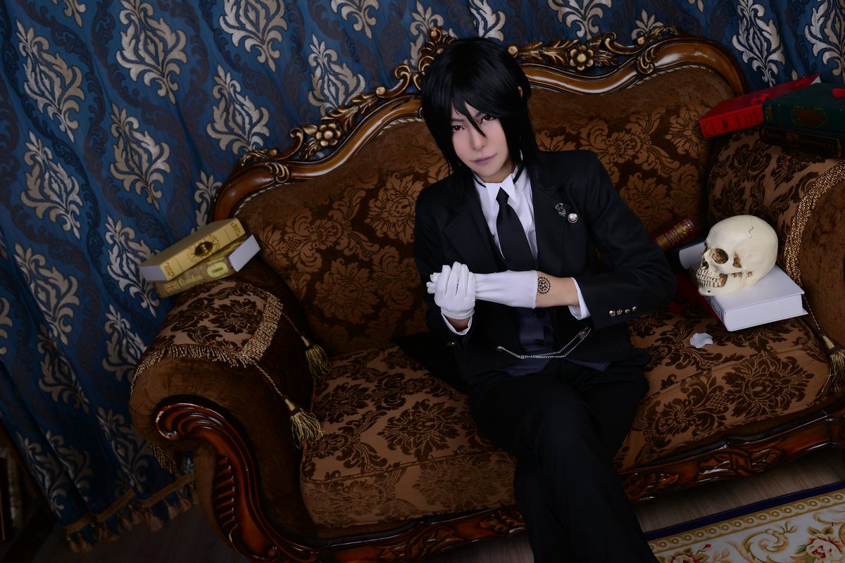 mofanxuan's tweet photo. #cosplay #黑执事 #Sebastian·Michaelis #塞巴斯蒂安 #黒執事レイヤーさんと繋がりたい 

私はあくまで执事ですから~

Photo by 大翔 https://t.co/2f6ccBU1gq
