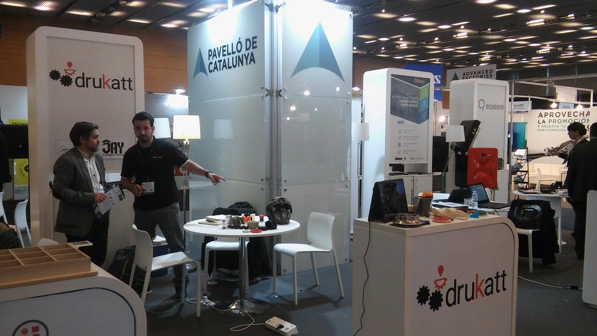 AdvanFactories's tweet photo. La #innovació catalana està present a l'#AF2018 amb .@communityTWS .@drukatt .@effitronix .@Ges_Emer .@_Intech3d @taismartfactory #sgar #eceleni .@Ultimaker https://t.co/wmIAdtjzLF