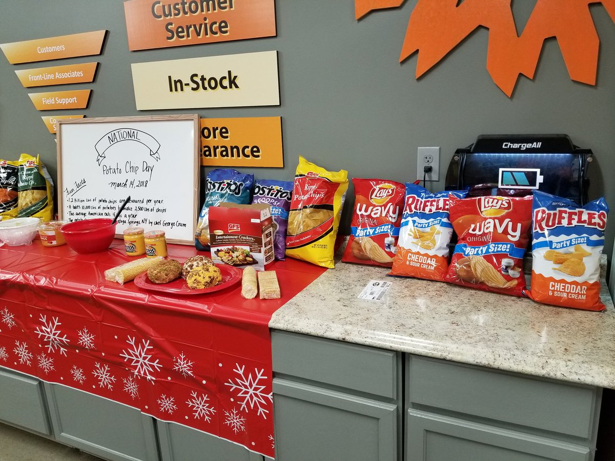NATIONAL POTATO CHIP DAY AT HOME DEPOT 3867
AVA &amp; TAMMY FROM THE EMPLOYEE COMMITTEE SETTING UP THE CHIPS