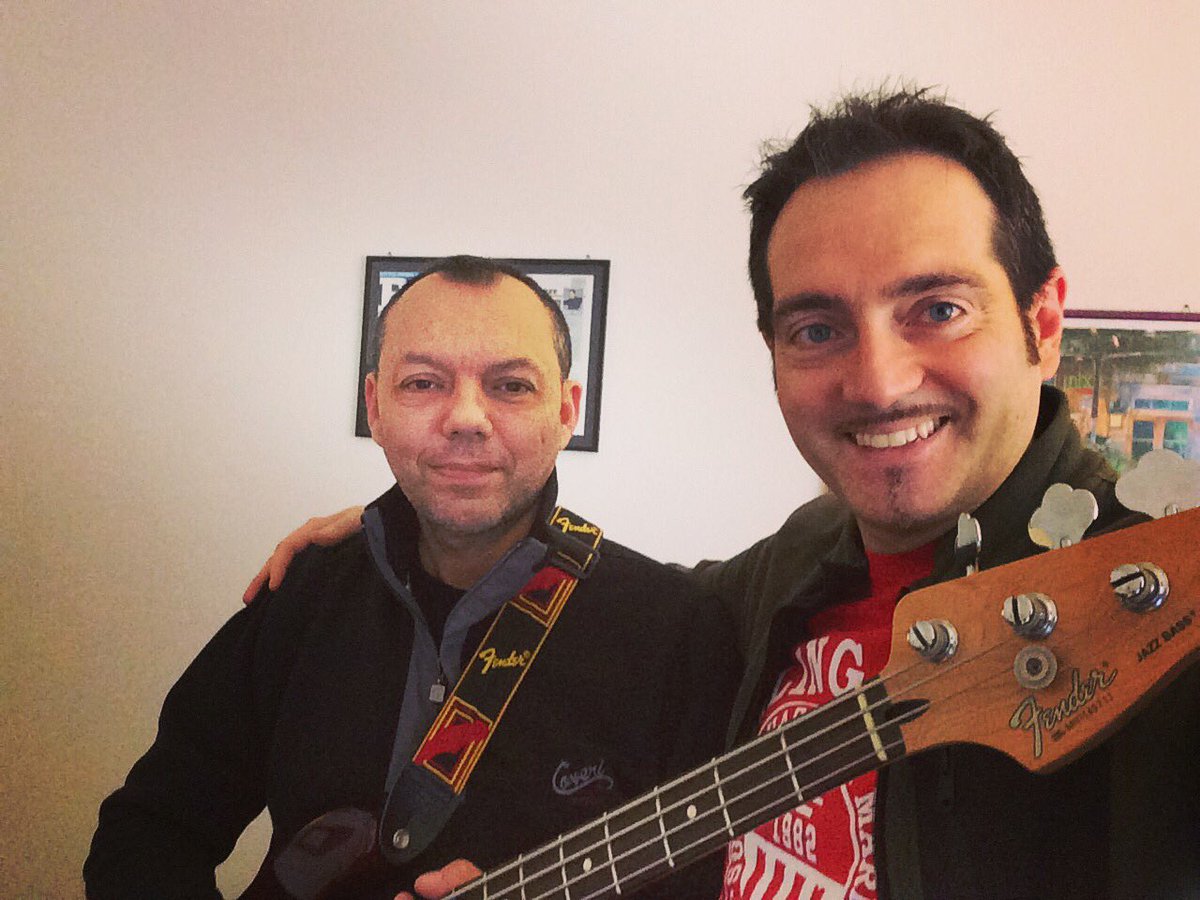 enricogaletta's tweet photo. Finally roads ice-free and Fedele reached the #bassclass 🤓🎸✌️#bassteacher #basspractice https://t.co/4RA3fUhxQ1