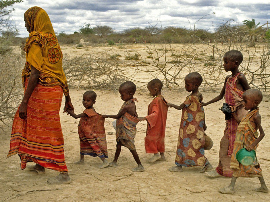 DGCagnati's tweet photo. En #Somalie, le succès bizarre du tourisme des ruines de la guerre civile. Ravagée par deux décennies de guerre civile, la Somalie se relève doucement. En bordure de l'océan , #Mogadishu, #somalia #svworld https://t.co/QfrILwP3mi https://t.co/vdE8YspSBK https://t.co/xZmJLuO47m