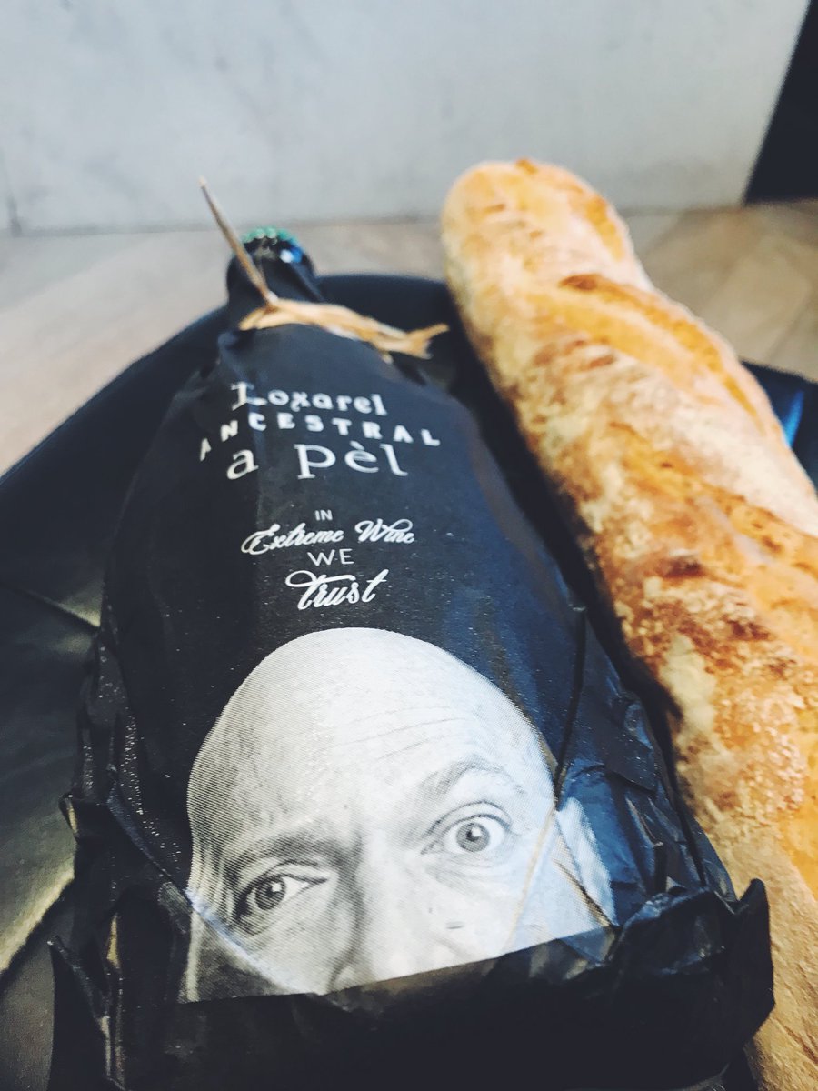 1909brighton's tweet photo. Wine and bread, say no more. @loxarel firm favourite white from Catalonia and @FlintOwlBakery sourdough baguette. ✔️✔️ https://t.co/2EHGQLLe6d