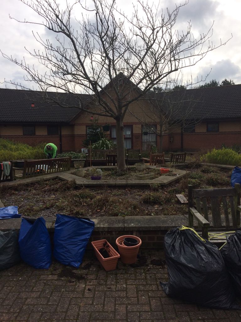 Fantastic job done to Stewary House gardens by the finance team at #countyhall ! We'd like to thank all those involved for their dedication and hard work