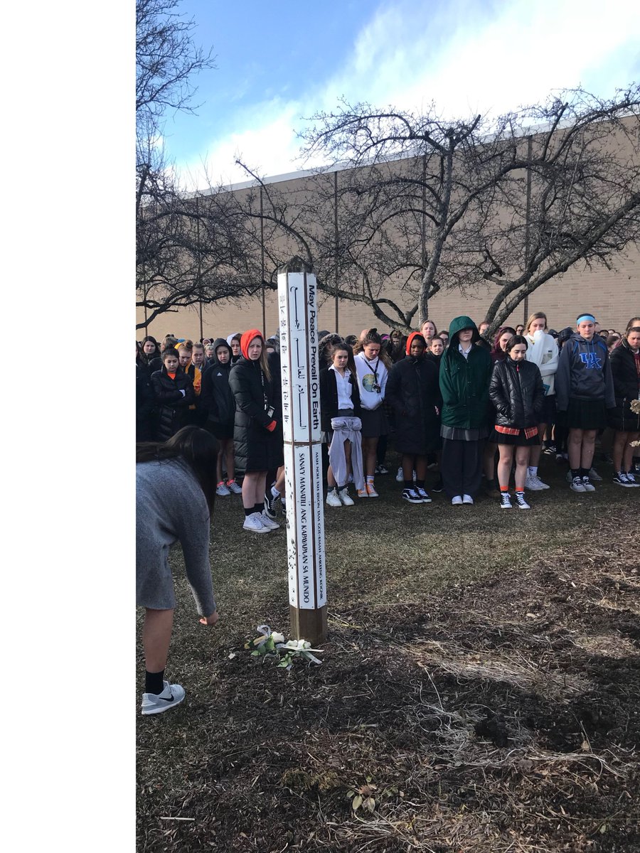 MercyHighMI's tweet image. Mercy united to pray and promote strength of voice for healing, resolution and nonviolence in schools. As Mercy we will choose love not fear. We will choose healing not judgment. We will choose to include not exclude. We will choose peace not violence. We will work for good.