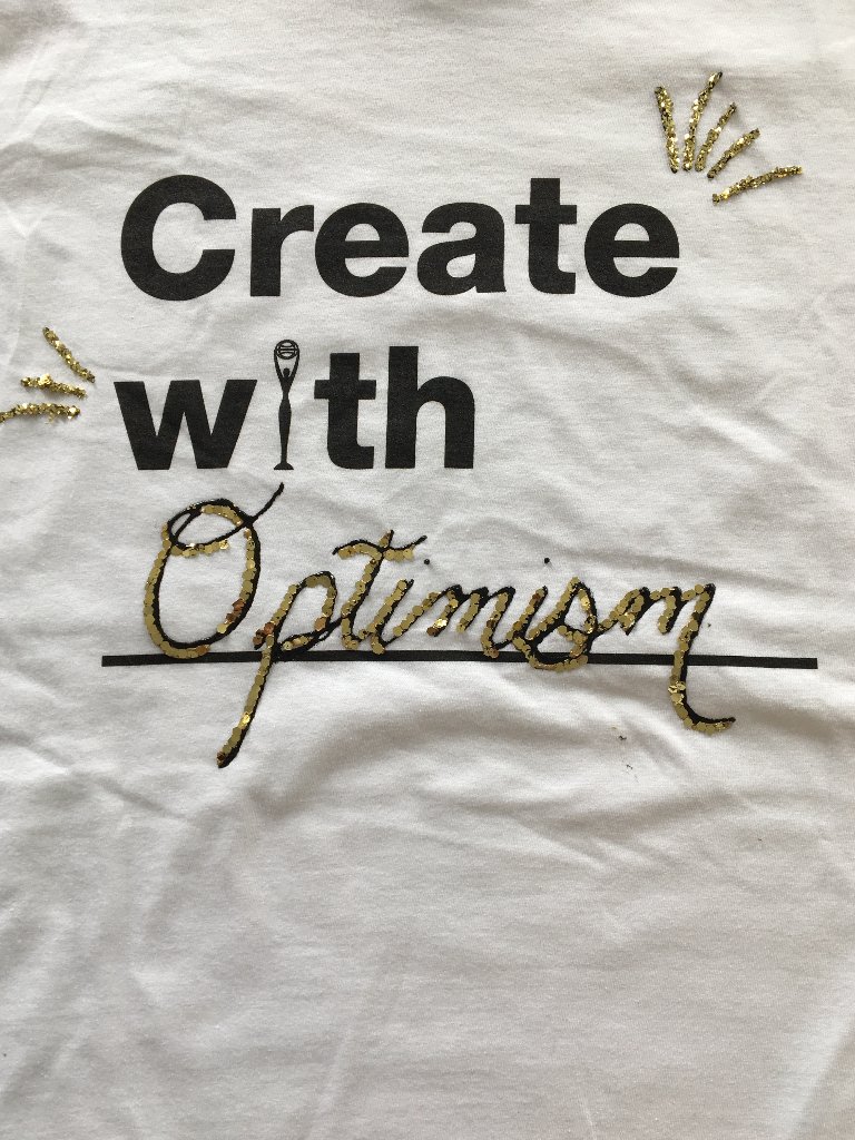 The_Clios's tweet image. What do you #CreateWith? Show us, and enter the Clio Fashion and Beauty Awards by this Friday's deadline: bit.ly/EnterClioFB