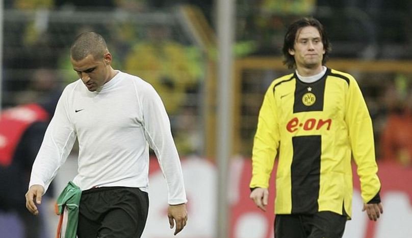 A very happy birthday to the Legendary Mark Fish, seen here with Former Czech midfielder Tomas Rosicky 