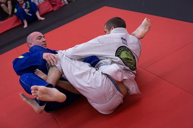 SBGAthens's tweet photo. “There is no losing in jiu-jitsu. You either win, or you learn.” C. Gracie Jr. ⠀
#SBG #SBGAthens #exploreathens #athensmma #trainhard #mmalifestyle #boxing #mixedmartialarts #standup #striking #straightblastgym https://t.co/BatuQtoN9R