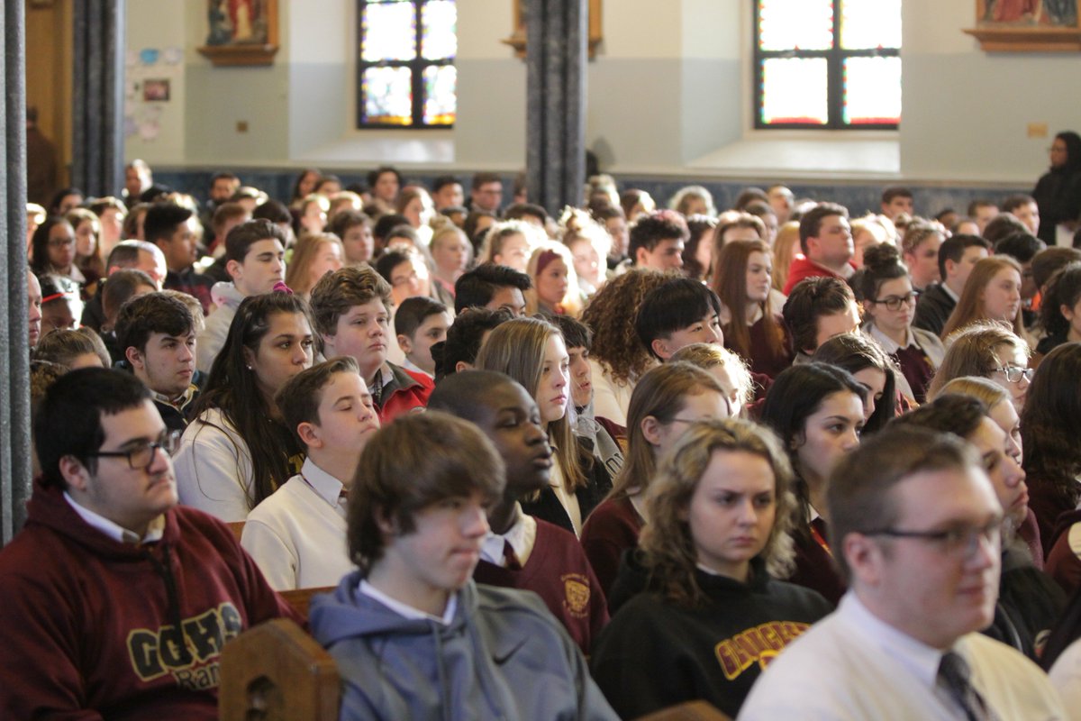 camdendiocese's tweet photo. Today, @GCHSRams students held a procession and prayer service in honor of the 17 students and faculty who lost their lives in a school shooting at Marjory Stoneman Douglas High School in Parkland, FL, one month ago today #NationalSchoolWalkout #prayoutforpeace https://t.co/DLquTmIOGn