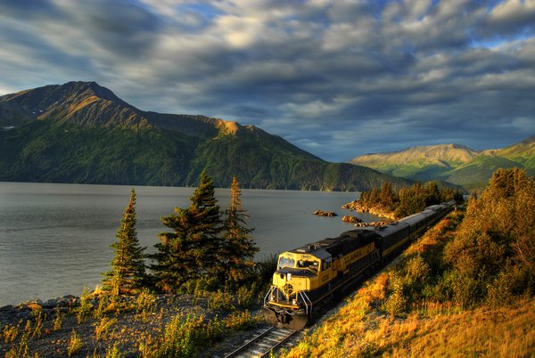 Discover for yourself why #NationalGeographic #Traveler ranked the Coastal Classic #Train among their Top Ten Train Rides in North America on your next visit to #Alaska. Our dedicated Shore Excursion department can help secure this experience for you! bit.ly/2p9NtgG