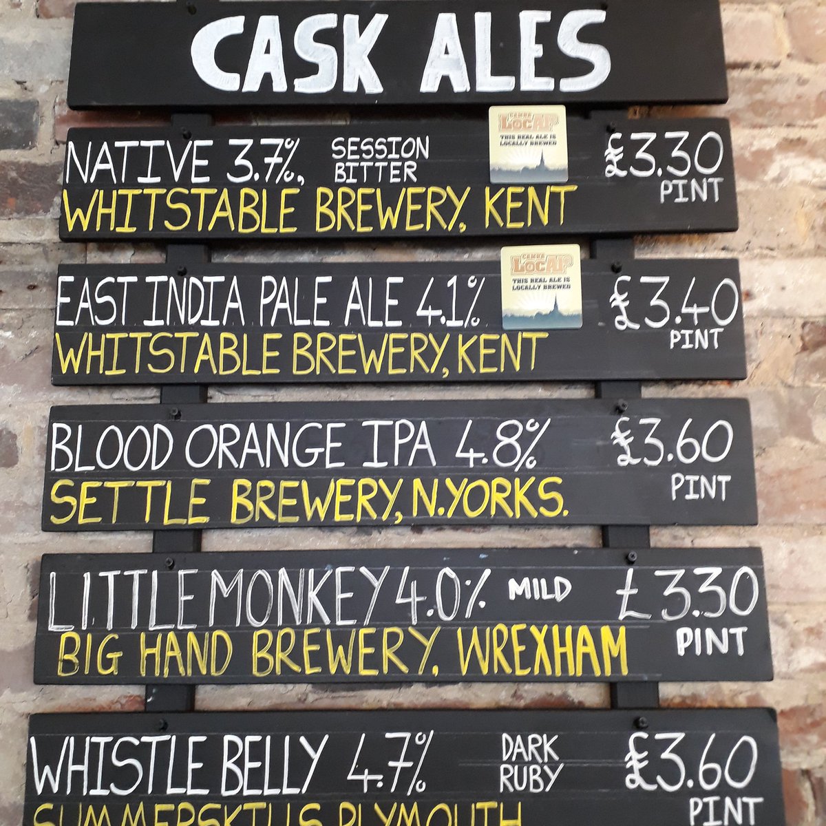 TheCornerTap37's tweet photo. Cask Ales currently on tap https://t.co/oHsvx1TY1g
