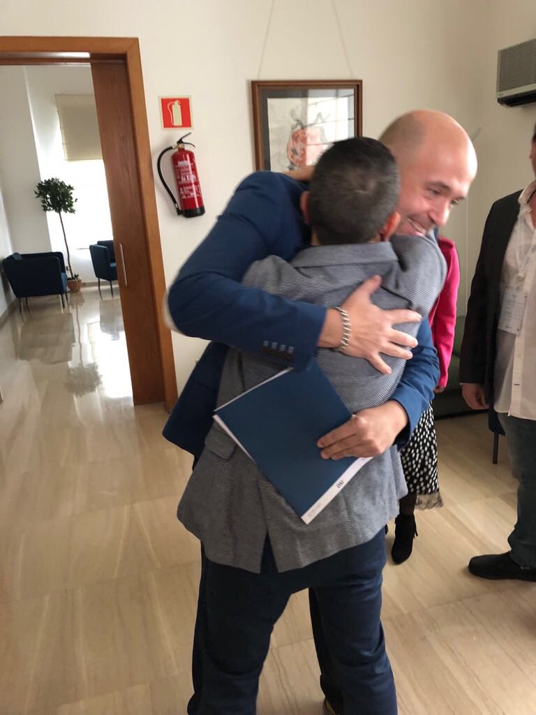 miguelvalwke's tweet photo. #dsibalears me ha regalado 5 años de mi vida profesional he aprendido a #ilusionarme con lo aprendido y ha seguir creciendo. Gracias por vuestra compañía @LoliRodriguezP y @DsiA3software https://t.co/JpM0RbBnA4
