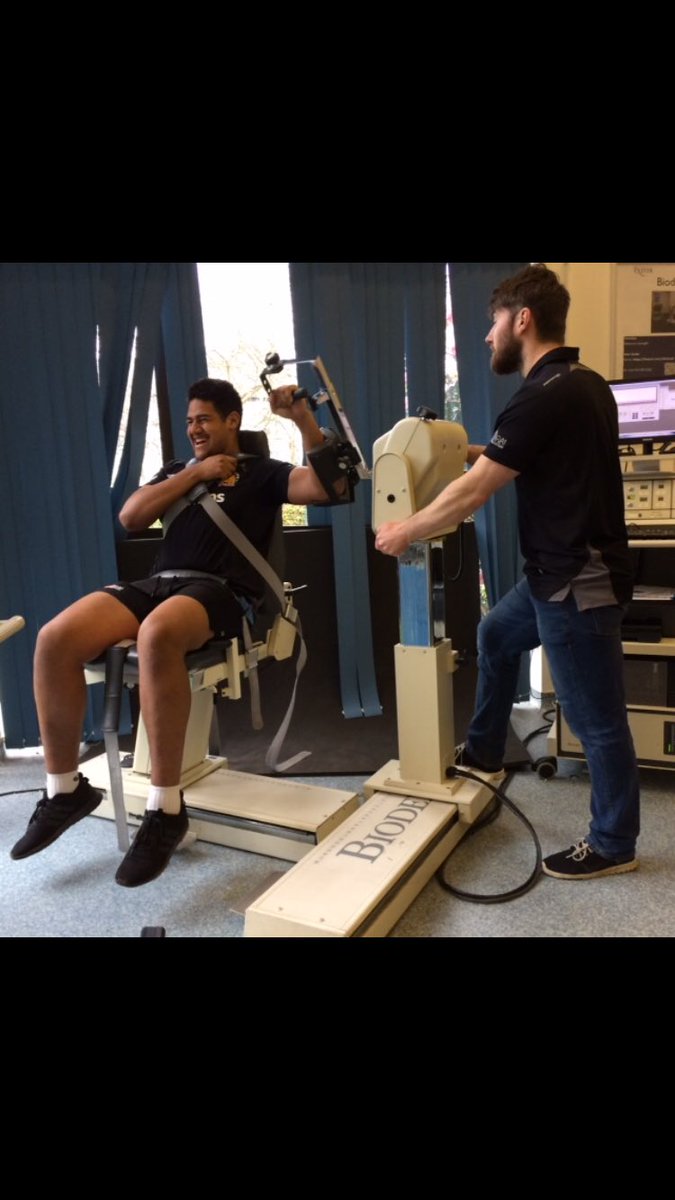 exechiefsacad's tweet photo. A fantastic afternoon for our Academy players @ExeterUniRFC @UniofExeter going through Isometric testing to identify any areas of deficit to maximise rehab &amp; prehab going into next season 💪🏋️‍♀️

#patcardensciencegenius https://t.co/KbntwaVymj
