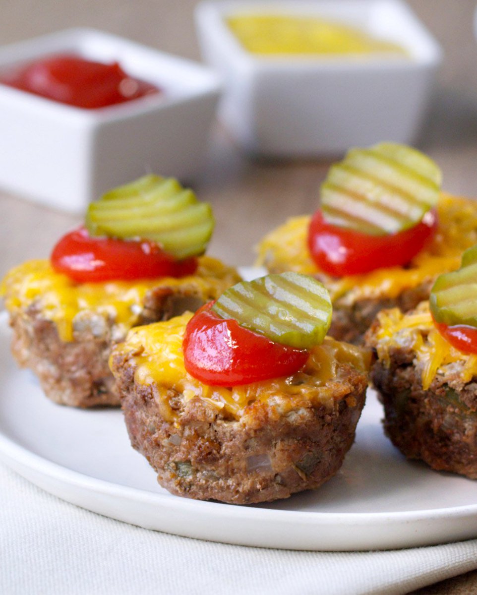 14 ground beef #recipes under 375 calories… on the website at hungry-girl.com! #wednesdaywisdom #healthyrecipes
