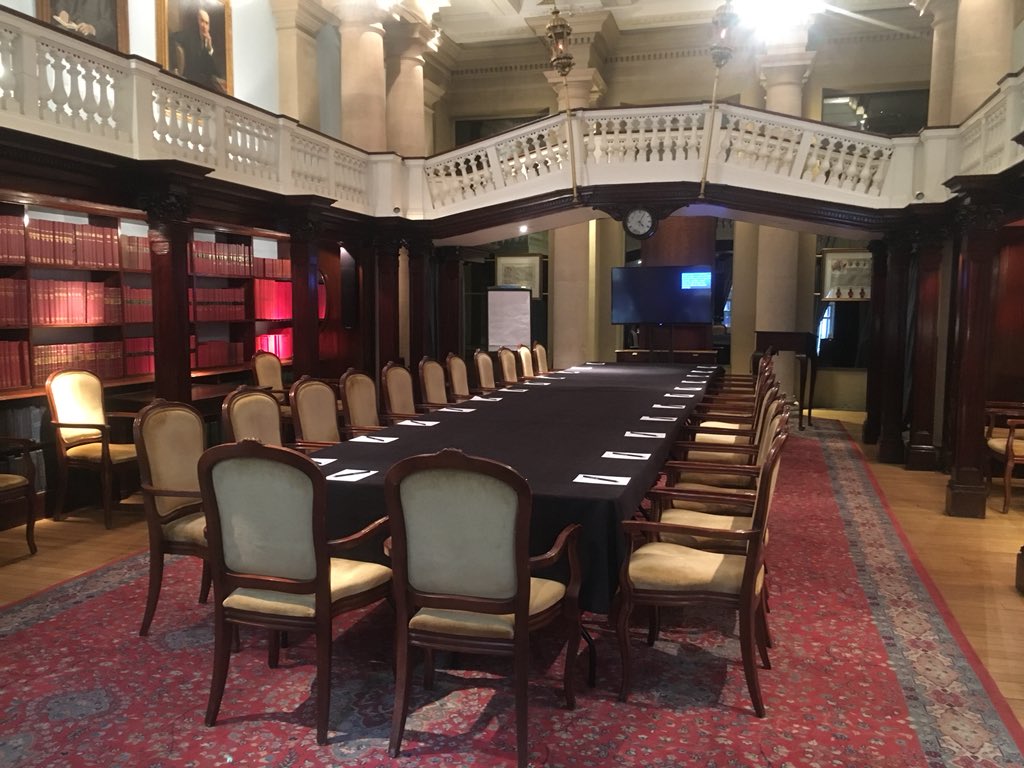 mrktng_magnet's tweet photo. What happens when you plan an event? You get to choose awesome locations like this one @OneMoorgate #collibrameetup #datagovernance #customerappreciation https://t.co/QetI9p7qSD