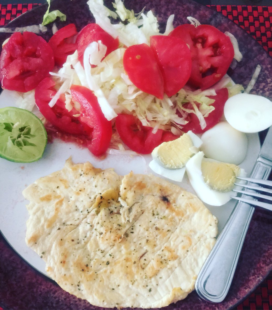 Jaz24Ram's tweet photo. Hoy toco más rojo 🍅 en el plato!!

#delicia #comidita #powercouple https://t.co/32OoO0YJ0q