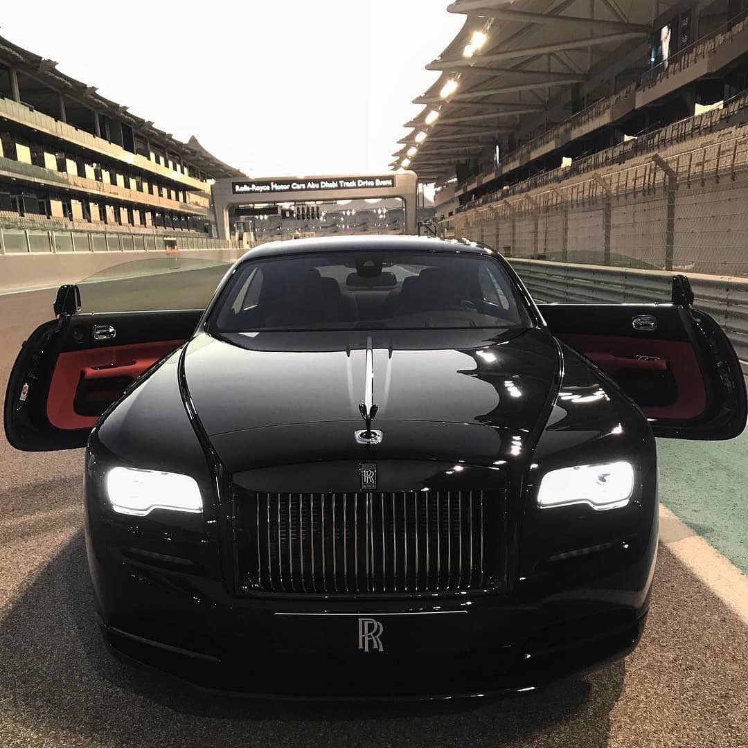 Geezo8's tweet photo. Bathi money can't buy happiness...Ey angazi👀🤷🏽‍♂️ https://t.co/Msi4h35MDf