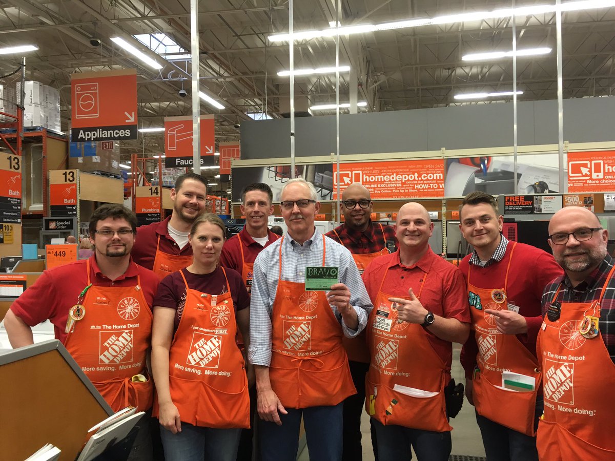 Recognizing John for assisting customers by offering leads. Water softener sale of 2k #DrivingD53 <a href="/Alvarez2Joe/">Joe Alvarez</a> @Devindm3 <a href="/TmorgHD/">Travis Morgan</a> @BradSimons3