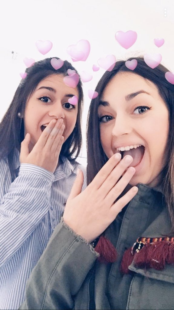 LuuciaRamos7's tweet photo. Que en tan poco te hayas convertido en tanto ❤ @anabelroman_22  #CompisDeVida🐥 https://t.co/oorewbJSi9