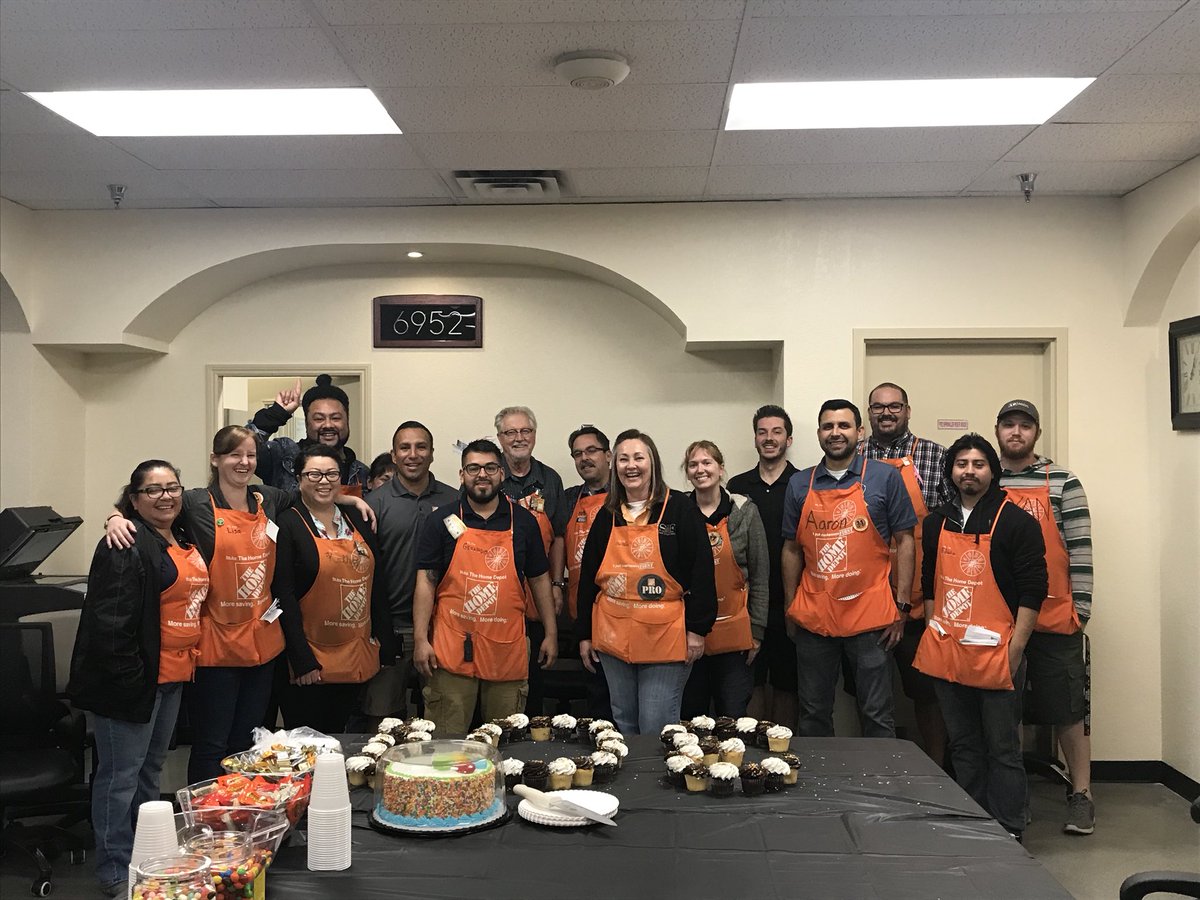Celebrating Christine’s 30th Anniversary with the Home Depot. @karenab61404747 @Allen83hd <a href="/NotoKara/">Kara Noto</a> #homedepot #thirtyyears