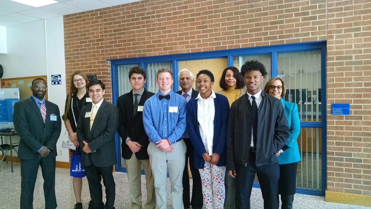 marahgray13's tweet photo. I had an amazing day shadowing my school official and even more amazing day being recognized as this years Diane D. Anderson scholarship recipient! #OFAD18 https://t.co/ExOFWO2RtZ