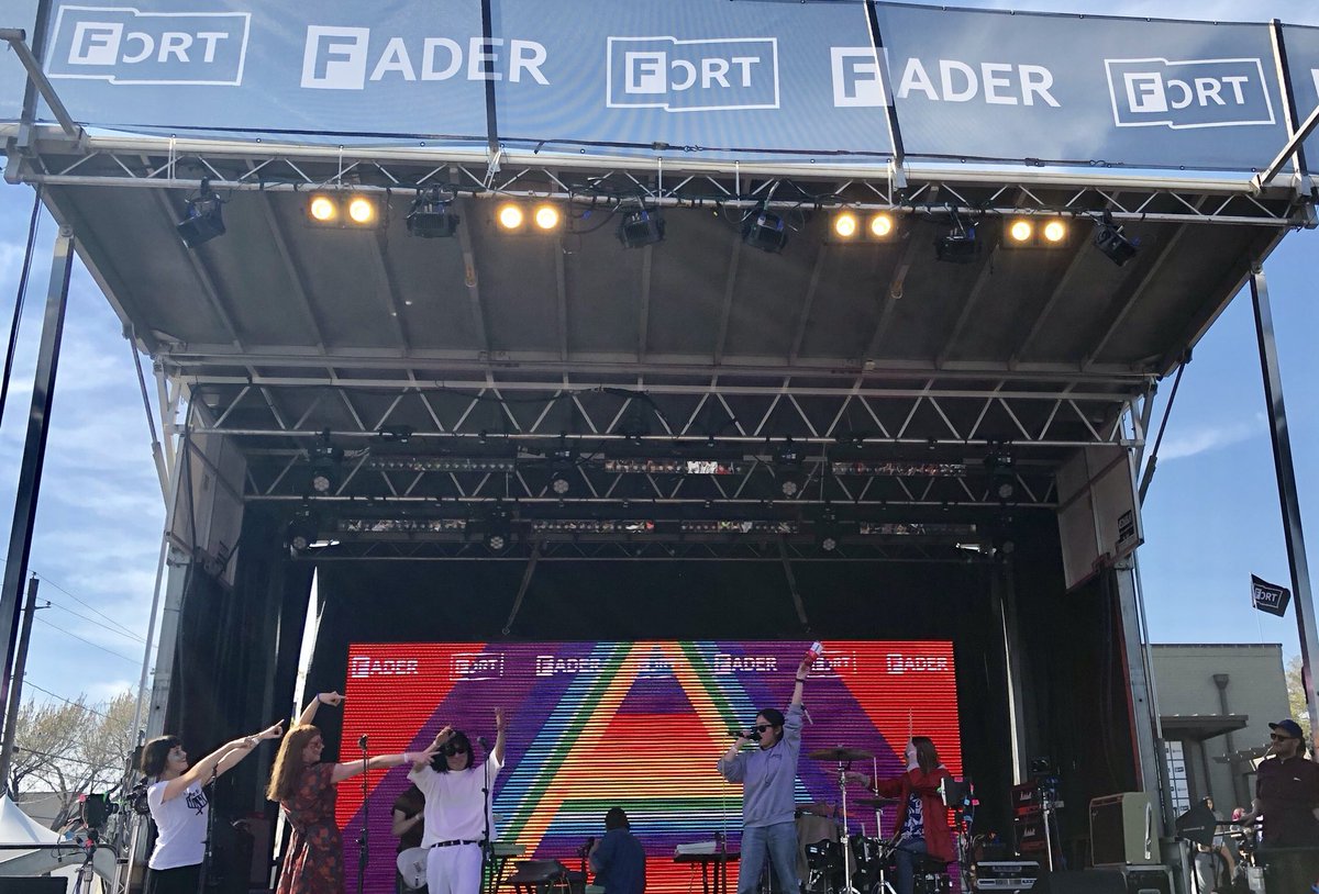 FainAtSXSW tweet media