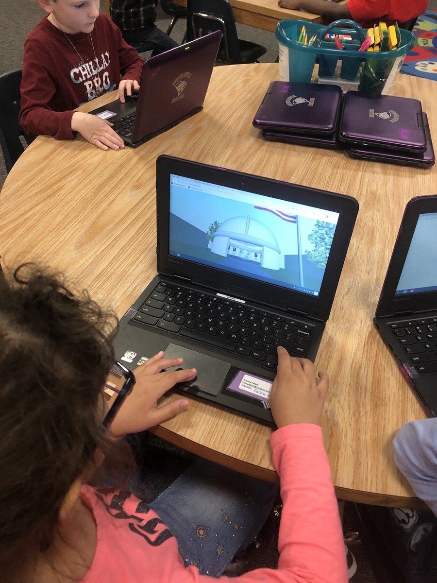 AndreaDerrick19's tweet photo. BLPS second grade exploring and designing virtual spaces in preparation for researching and creating animal habitats with @cospaces_edu    #lex3grows https://t.co/0mrpyVh2uR