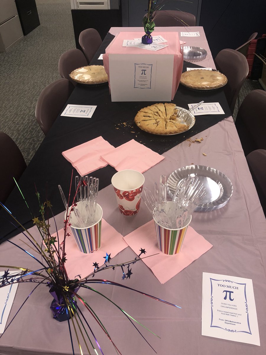 ChanelSidbury's tweet photo. #dpsSecMath hopes everyone enjoyed their sweet treat from your local Math Geeks! @DurhamPublicSch #PiDay2018 https://t.co/aynEGuUBJ9