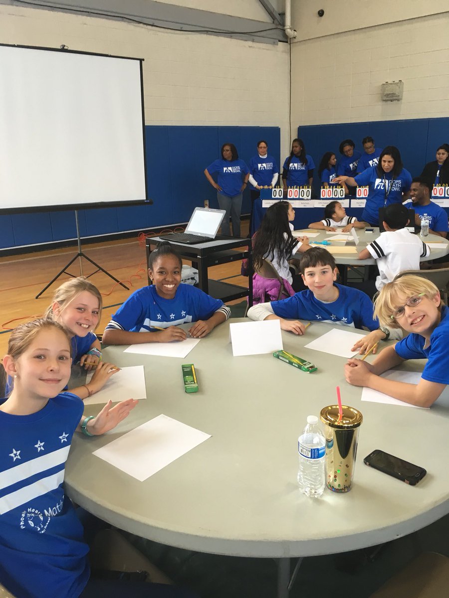 McMathCranor's tweet photo. Team Hearst is ready!  #DCPSMathBowl2018 https://t.co/br74SJ51am