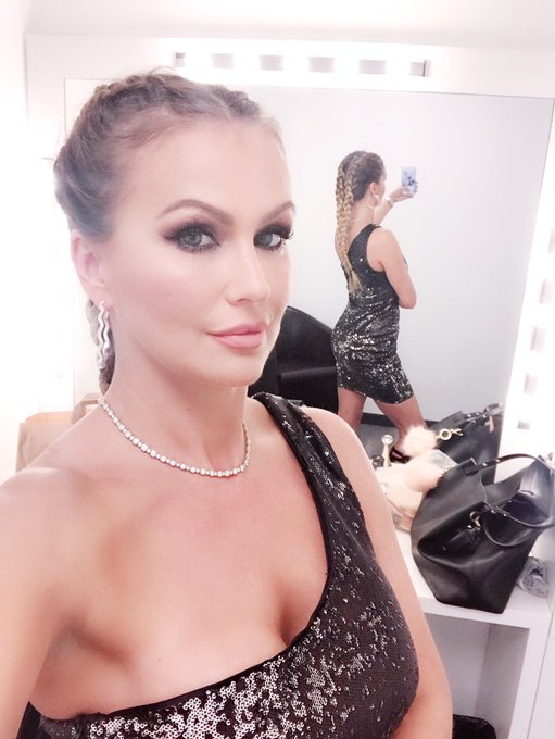 #buonanotte #bellagente #sognidoro #kiss https://t.co/mMFTl8n2n6<a href="/tag/buonanotte"class="tags">#buonanotte</a><a href="/tag/bellagente"class="tags">#bellagente</a><a href="/tag/sognidoro"class="tags">#sognidoro</a><a href="/tag/kiss"class="tags">#kiss</a>