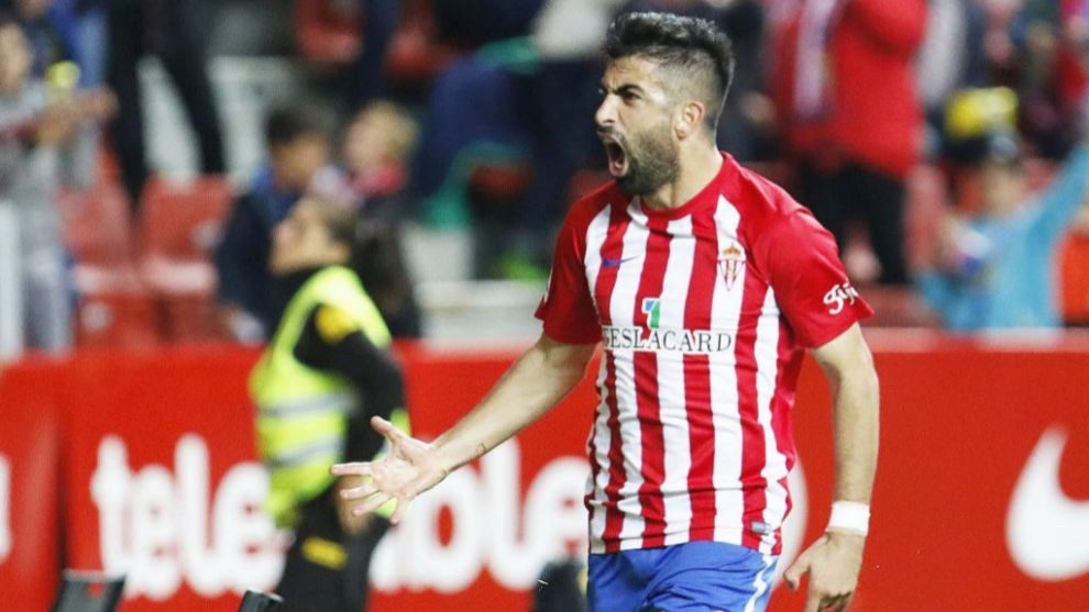 SPG_elGOL's tweet photo. El Málaga CF maniobra con el ‘killer’ del Sporting de Gijón por si acaba mal en la Liga Santander https://t.co/mqzxQlrwGs #Sporting #Gijón https://t.co/HNUtUEAhju