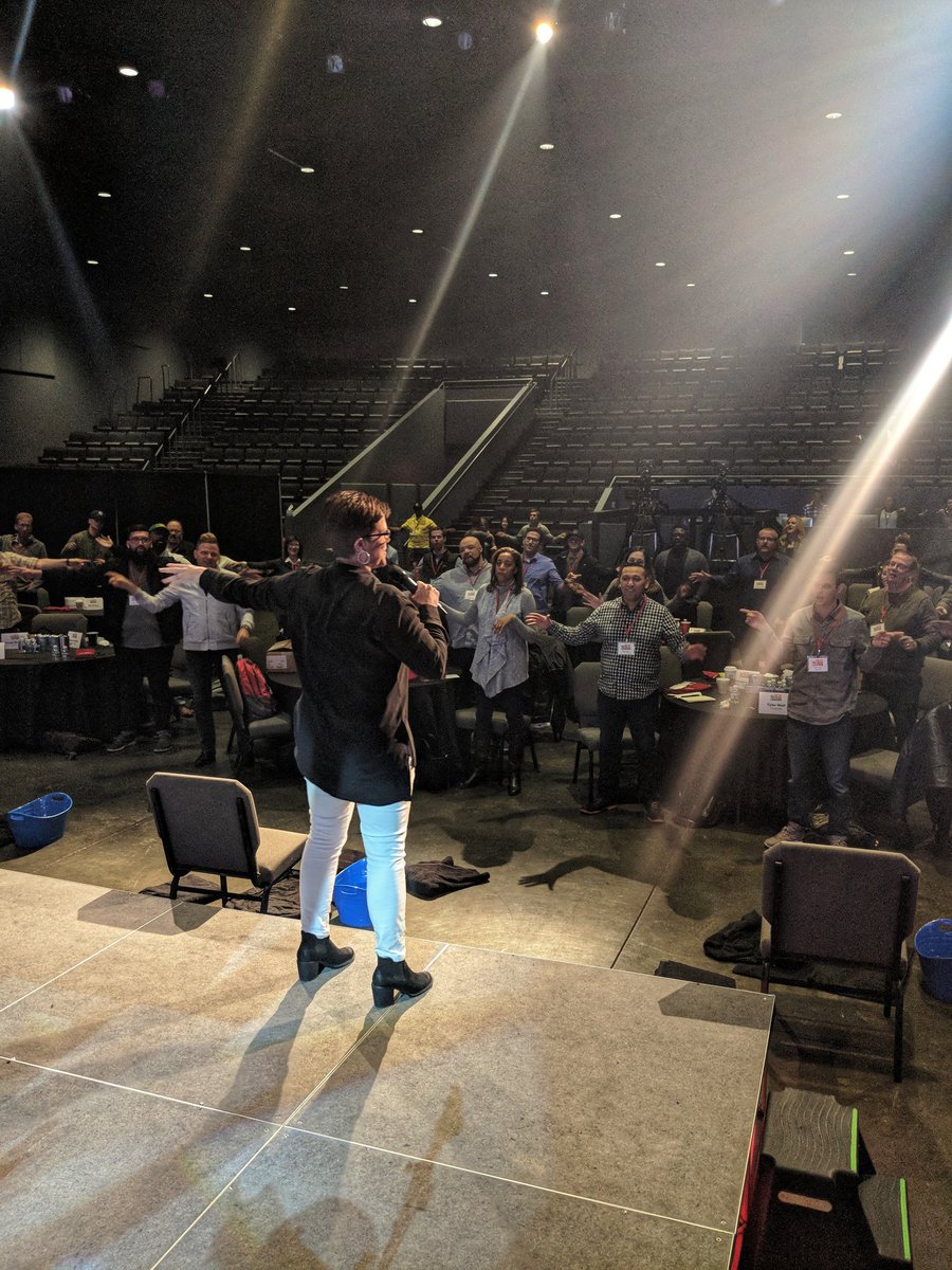 TheHDLeader's tweet photo. And off they go! Upward, Inward, Outward, #HDLeader, ROLL OUT! https://t.co/9t7QsNuKQL