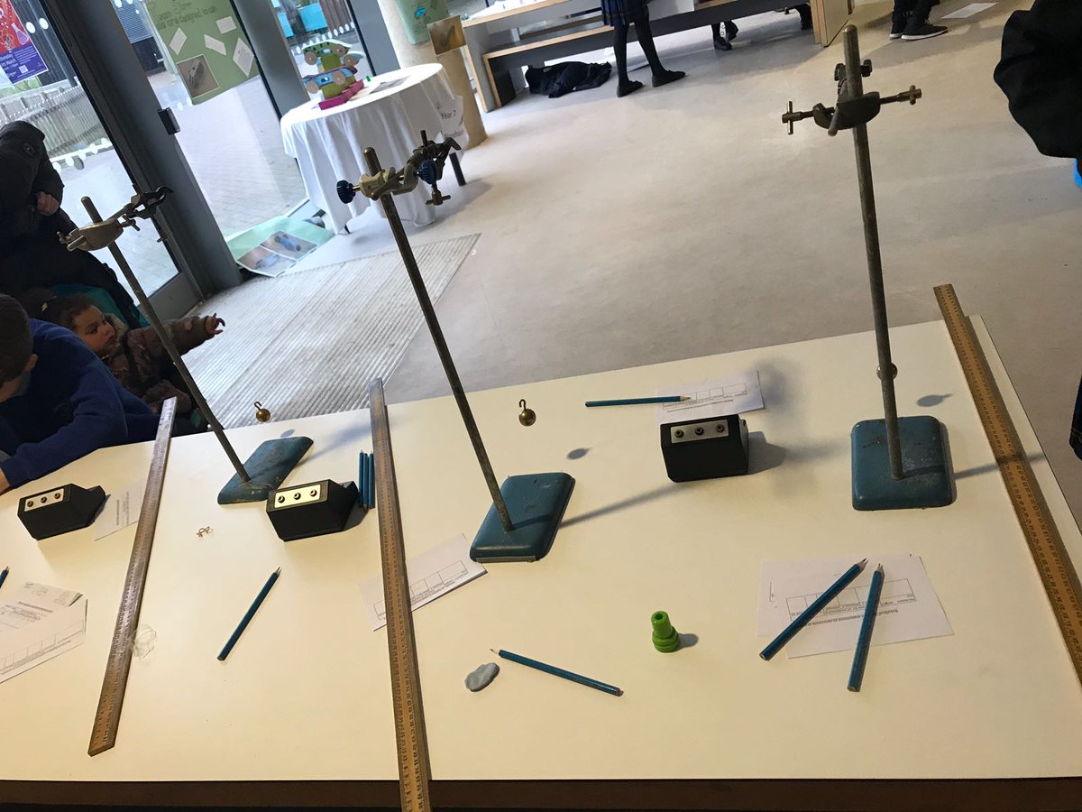 TWABoarding's tweet photo. Fun evening @wellingtonacad Science Fair for @TWABoarding students https://t.co/HWrJgNtLJS